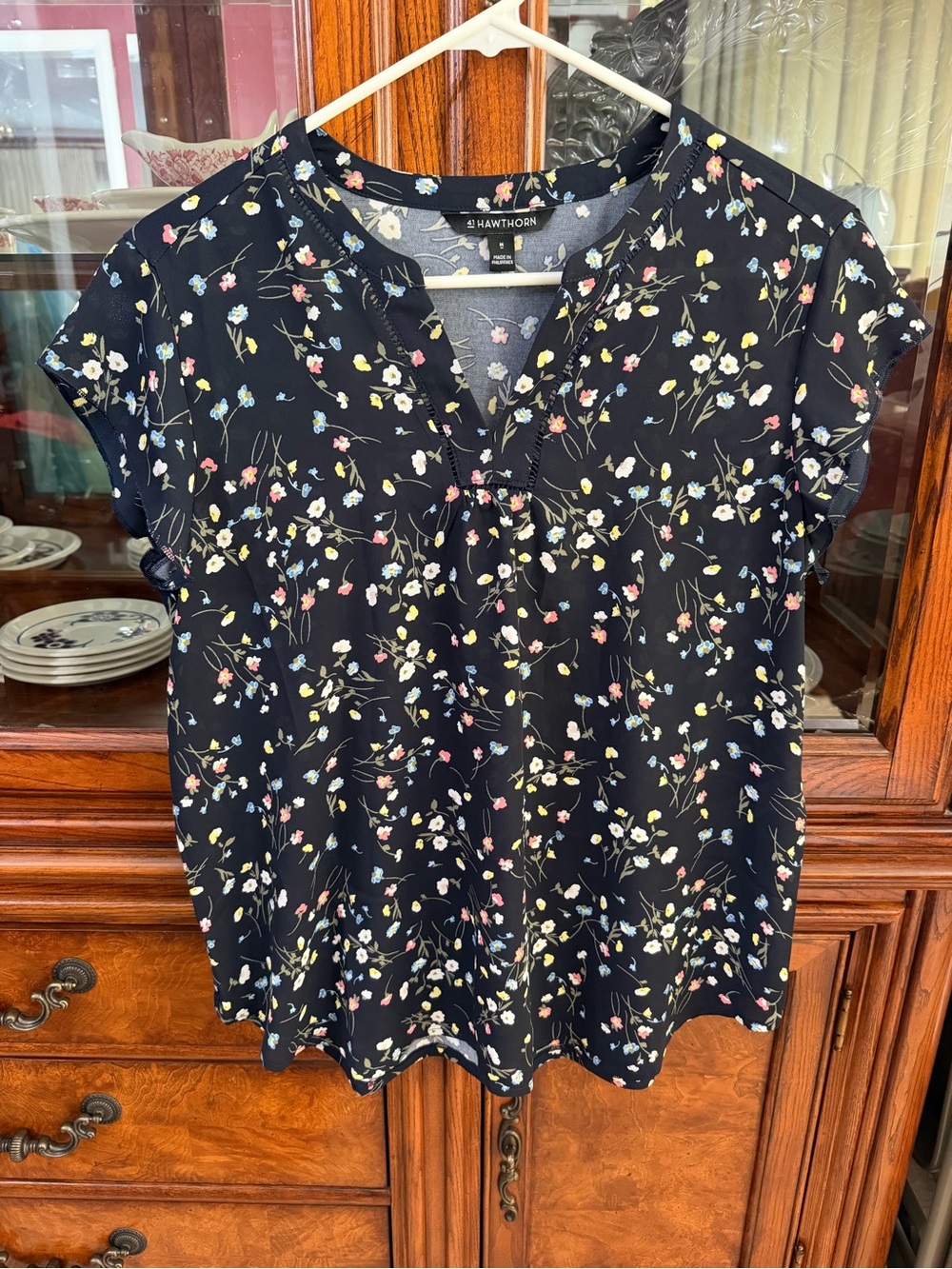 41 Hawthorn Navy Floral Cap-Sleeve V-Neck Blouse